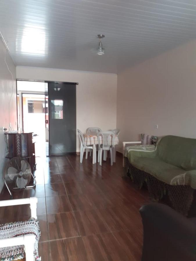 Casa 3 Quartos *